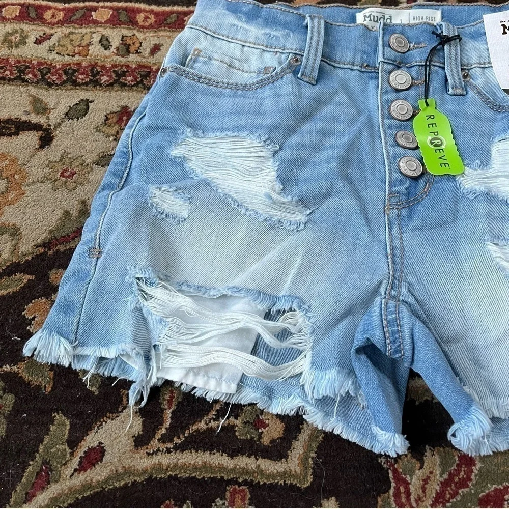MUDD NWT Denim Shorts Button Fly Stretch High Rise Shortie Distressed Women’s 1